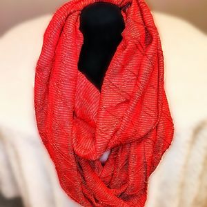 Red with Gold Threading Infinity NWOT Scarf